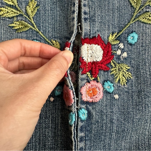 Denim 24/7 Jean Jacket Floral Embroidered Womens 20W - Picture 6 of 15